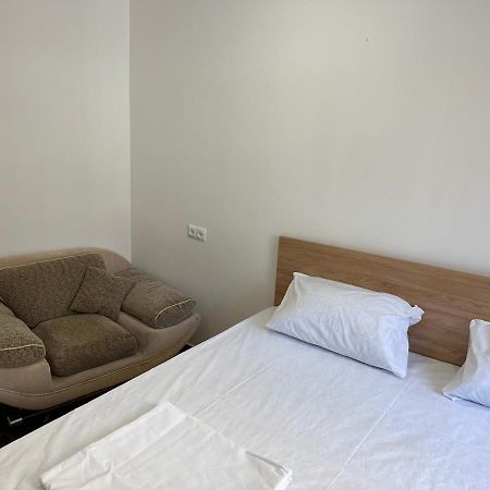 Favorit Hotel-Hostel Jerevan Eksteriør bilde